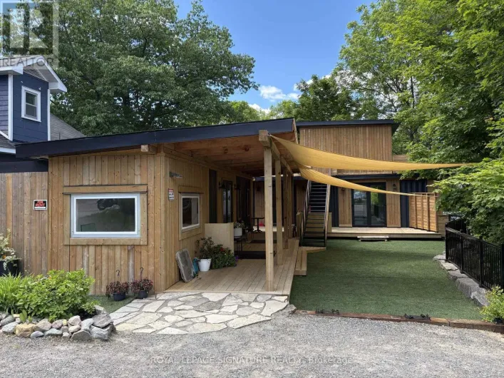 75 JOSEPH STREET, Muskoka Lakes