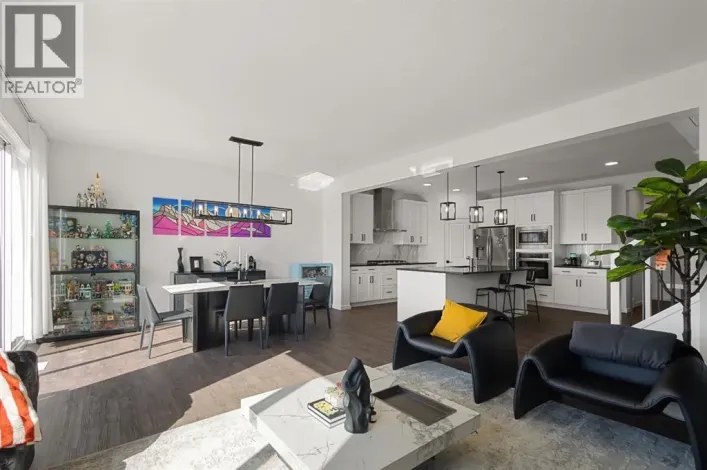 75 Royston Heath NW, Calgary