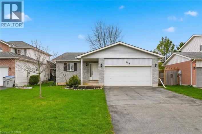 750 LAVERY Street, Listowel
