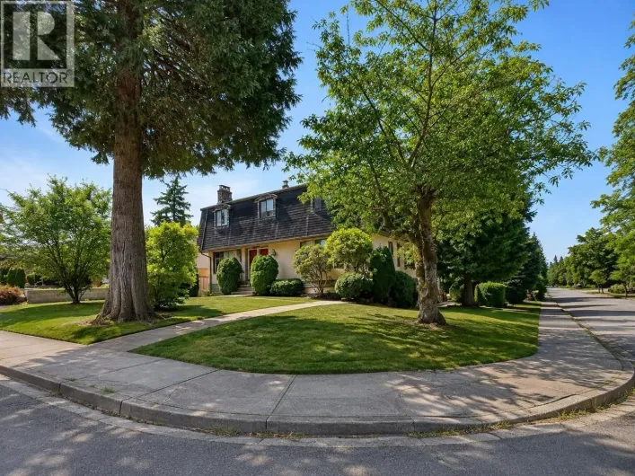 7507 WRIGHT STREET, Burnaby