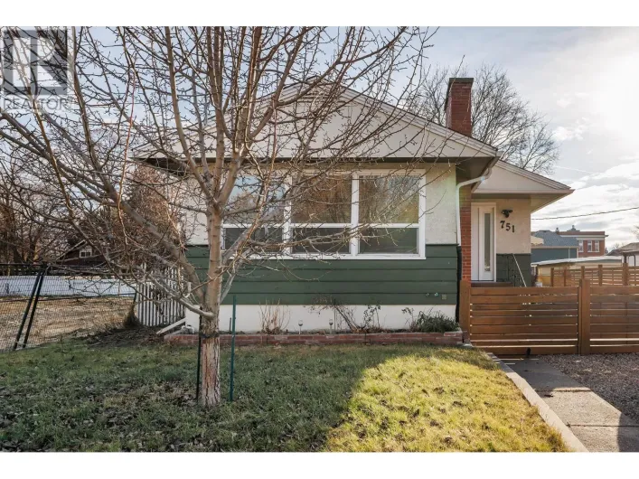 751 Saucier Avenue, Kelowna