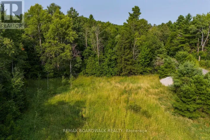 752 BENNETT LAKE ROAD, Tay Valley