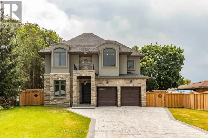 752 HILLVIEW CRESCENT, Pickering