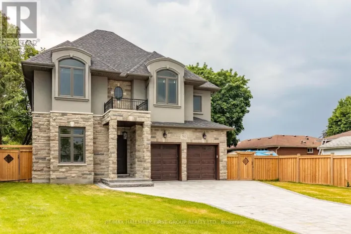 752 HILLVIEW CRESCENT, Pickering