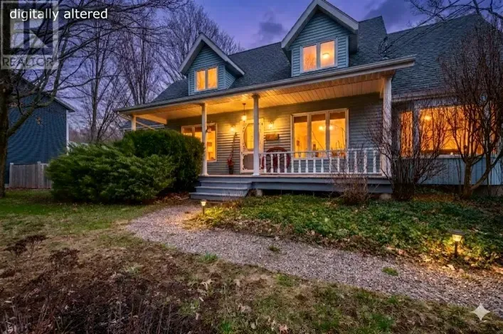 752 Main Street, Kingston