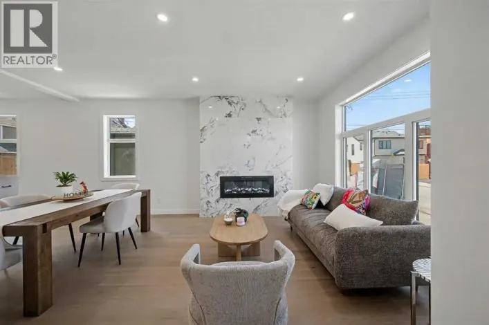 753 Centre Avenue NE, Calgary