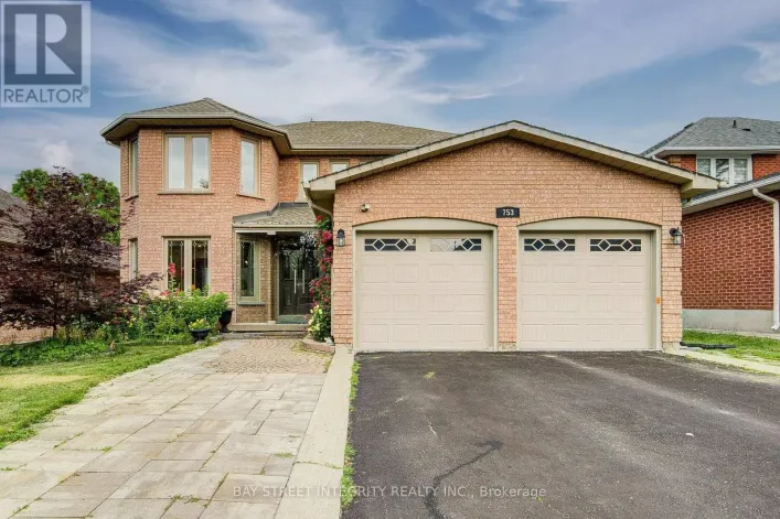 753 COLLEGE MANOR DRIVE, Newmarket