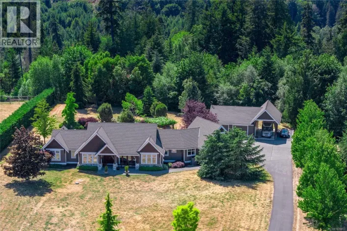 753 Rivers Edge Dr, Nanoose Bay