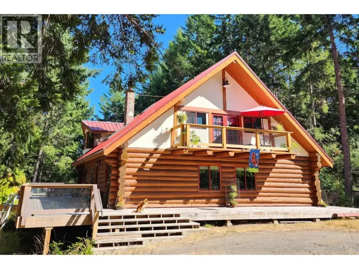 754 BURRILL ROAD, Galiano Island