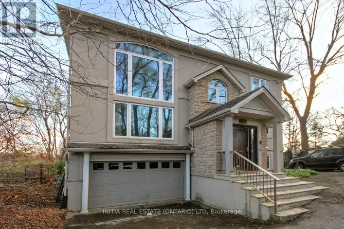House for sale: 754 RIVERSIDE DRIVE, London North
