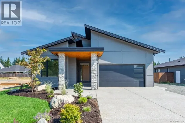 754 Sitka St, Campbell River