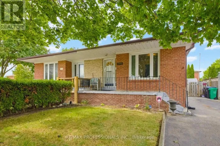 7540 DARCEL AVENUE, Mississauga