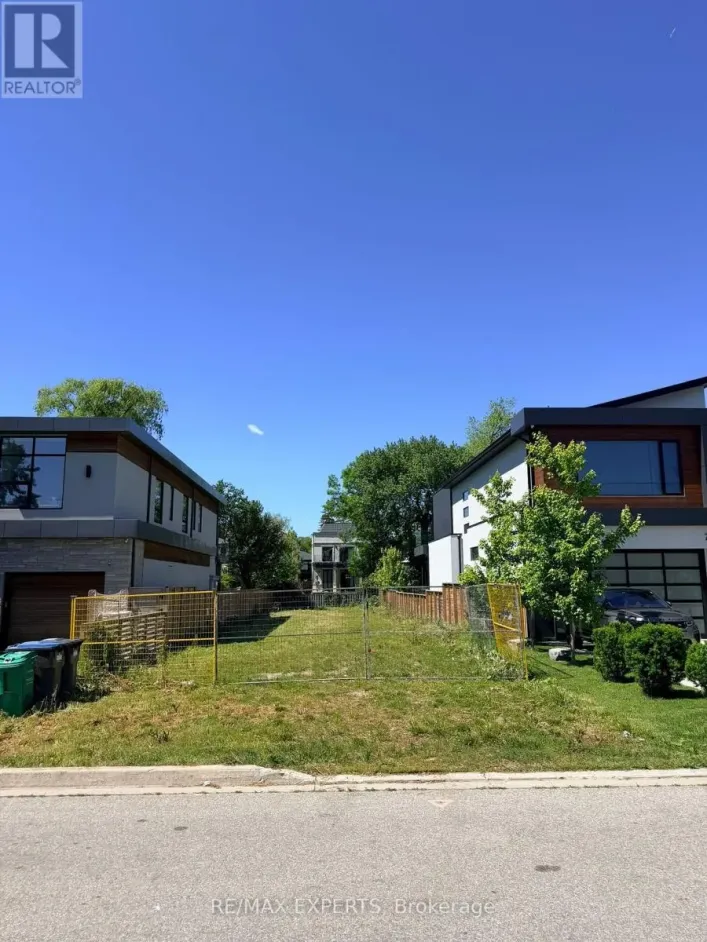 755 MONTBECK CRESCENT, Mississauga