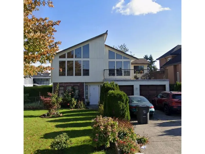 House for sale: 7552 HURDLE CRESCENT, Surrey