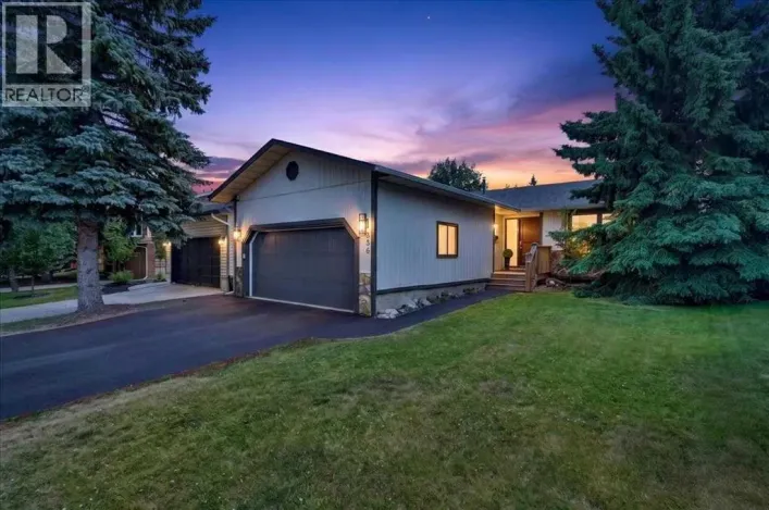 756 Strathcona Drive SW, Calgary