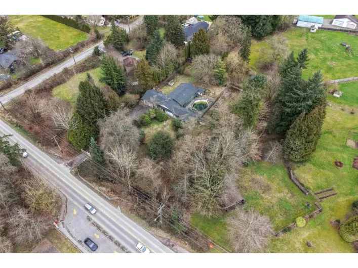 7564 184 STREET, Surrey