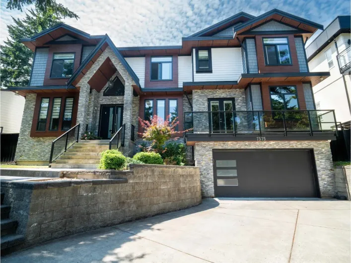 7575 143 STREET, Surrey
