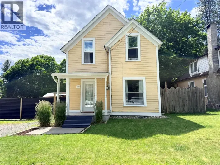7577 4th Street, Grand Forks