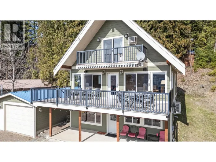 7577 Squilax Anglemont Road, Anglemont