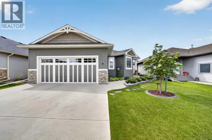 758 Stonehaven Drive, Carstairs