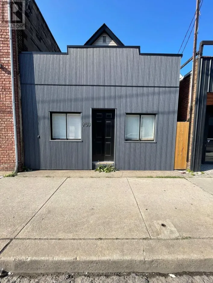 759 BARTON STREET E, Hamilton