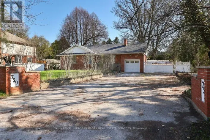 759 KING ROAD, Burlington