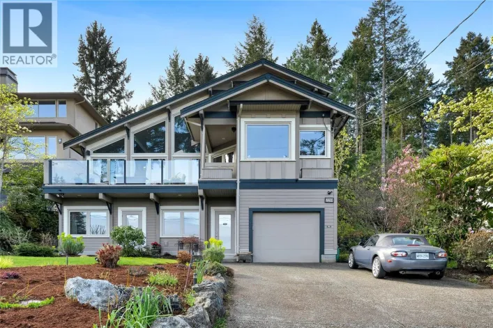 759 Sea Dr, Central Saanich