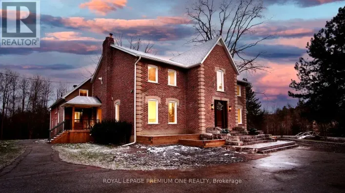 House for sale: 7590 19TH SIDE ROAD, King