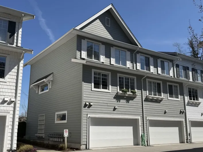 76 158 171 STREET, Surrey