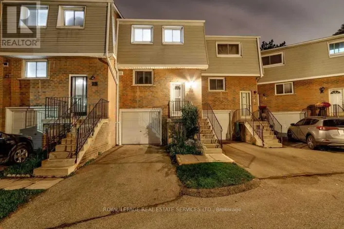 76 - 400 MISSISSAUGA VALLEY BOULEVARD, Mississauga