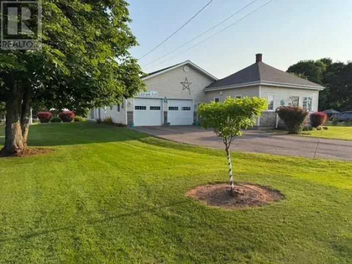 House for sale: 76 BAYVIEW Drive, Summerside