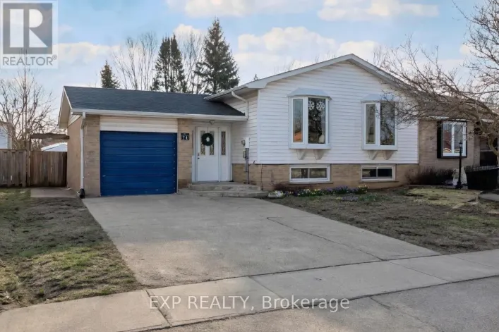 76 BERNICK DRIVE, Barrie