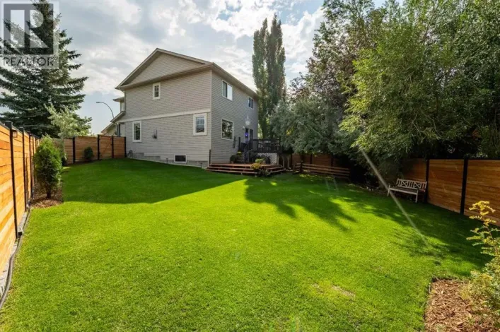 76 Cranfield Place SE, Calgary