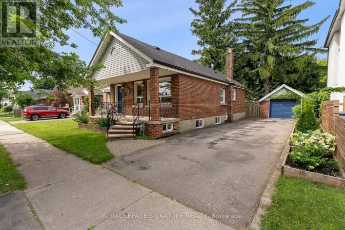 76 FOCH AVENUE, Toronto