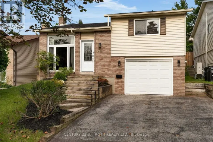 76 FOX RUN, Barrie