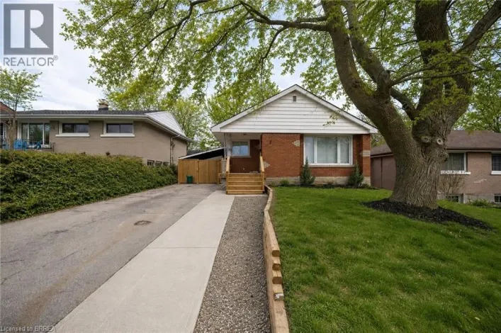 76 GLENVIEW Avenue Unit# Lower, Cambridge