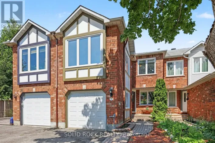 76 GRENADIER WAY, Ottawa