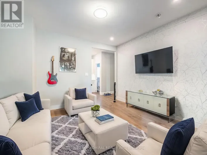 76 GREY STREET, Brantford