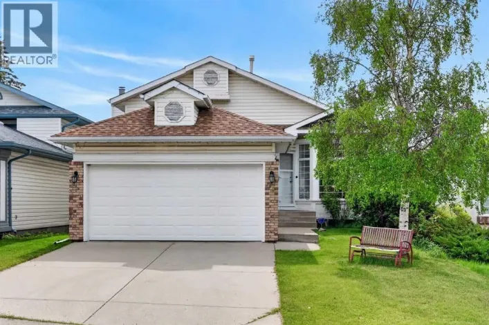 76 Hawkmount Close NW, Calgary