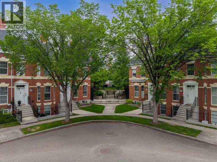 76 Inverness Square SE, Calgary
