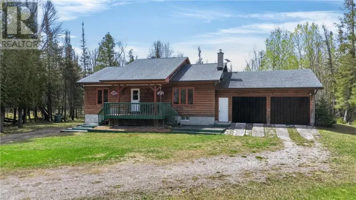 House for sale: 76 Lilly Crescent, Kagawong, Manitoulin Island