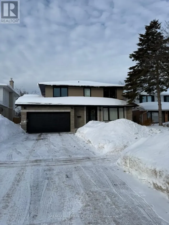 76 MARHSALL STREET, Barrie