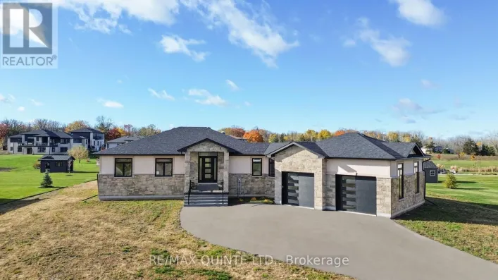 76 NAVIGATION DRIVE, Prince Edward County