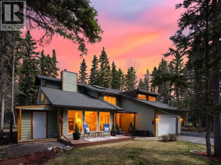 76 Redwood Meadows Drive, Rural Rocky View County