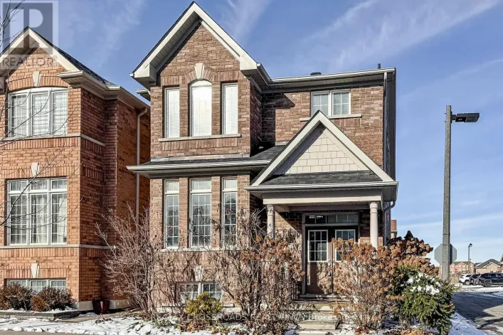 76 RUSTLE WOODS AVENUE, Markham