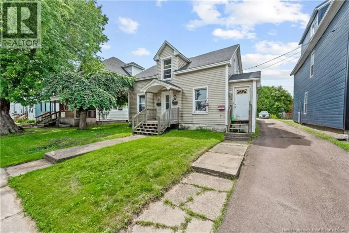 Triplex for sale: 76 Steadman Street, Moncton