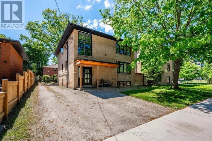 76 THIRTY FIFTH STREET, Toronto