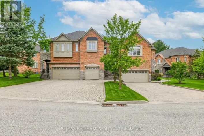 76 WESTBURY COURT, Richmond Hill
