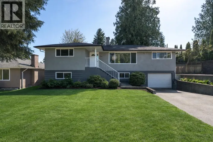 760 GROVER AVENUE, Coquitlam