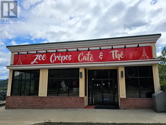 760 Schofield Highway, Warfield